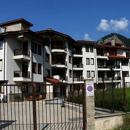 дара Apartmán *